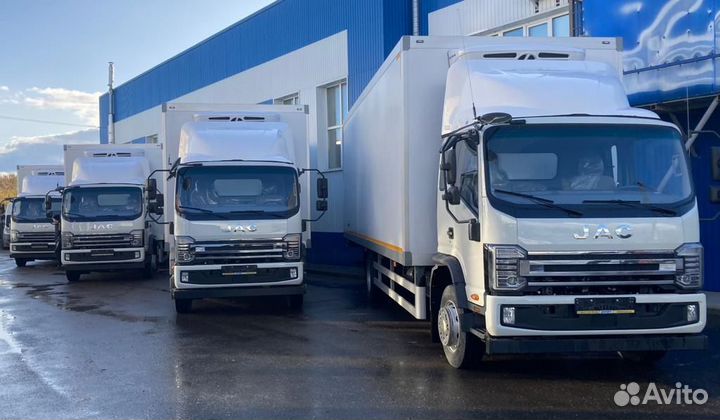 Водитель грузовика кат с