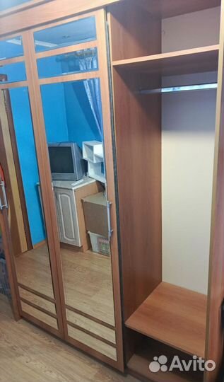 Шкаф купе с зеркалом бу