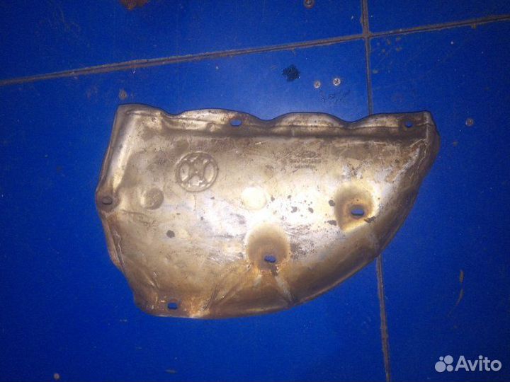 Тепловой экран Ford Focus CAK cdda 2004