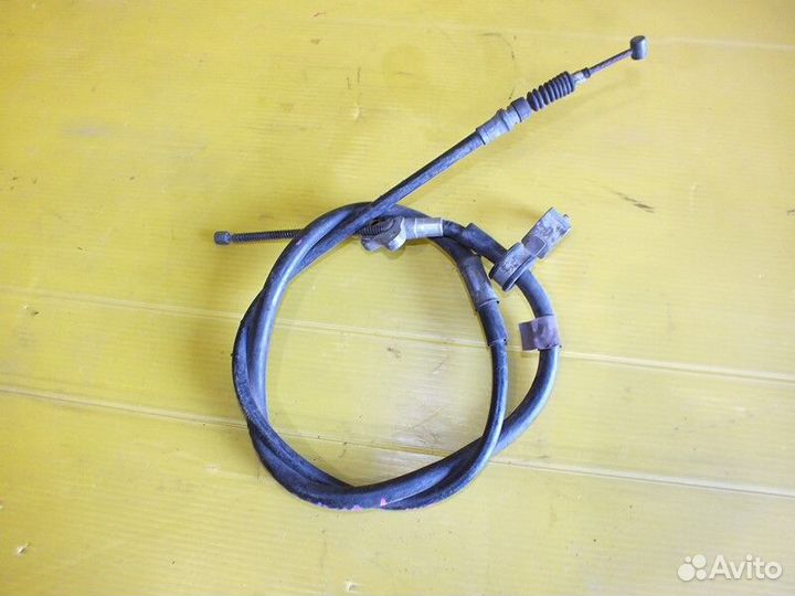 Тросик ручника