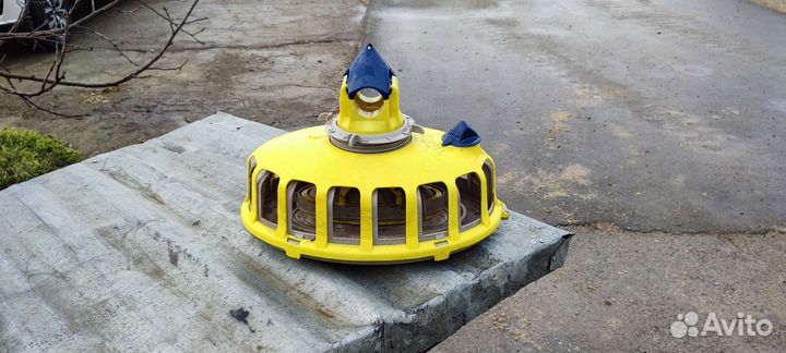 Кормушка для птиц