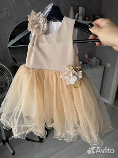 Нарядное платье для девочки 74 80