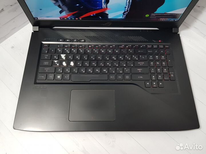 Игровой ноутбук Asus / Core i7 / GTX / SSD