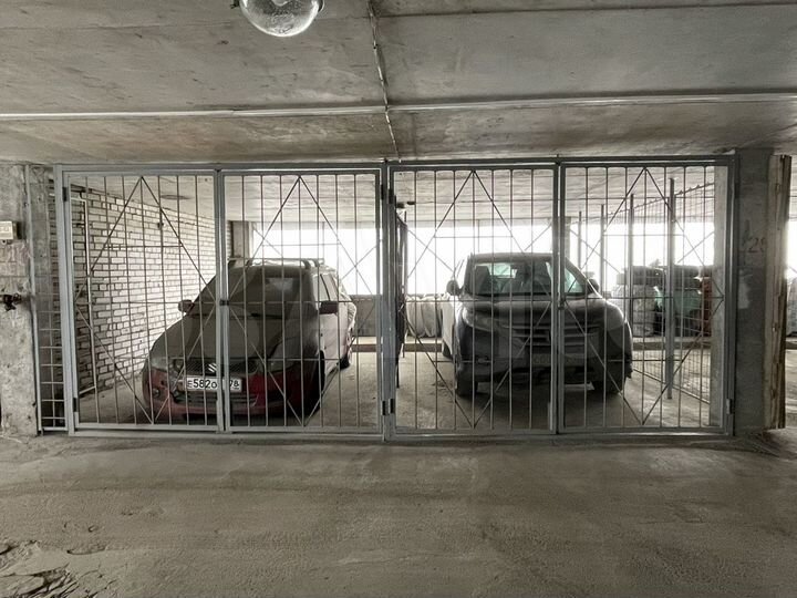 Машиноместо, 18 м²