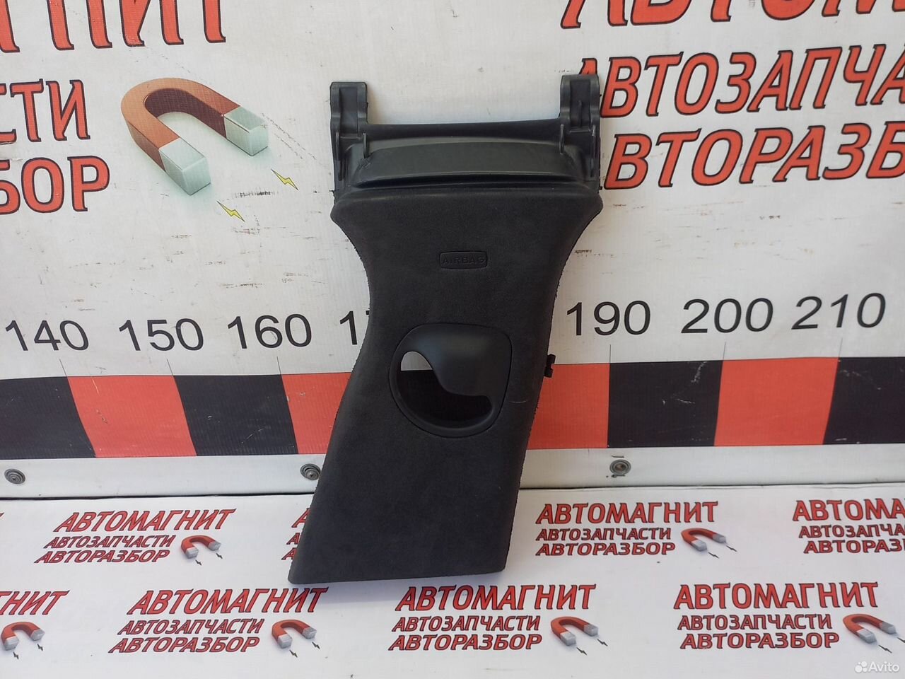 Обшивка центральной стойки правая Jaguar F-pace