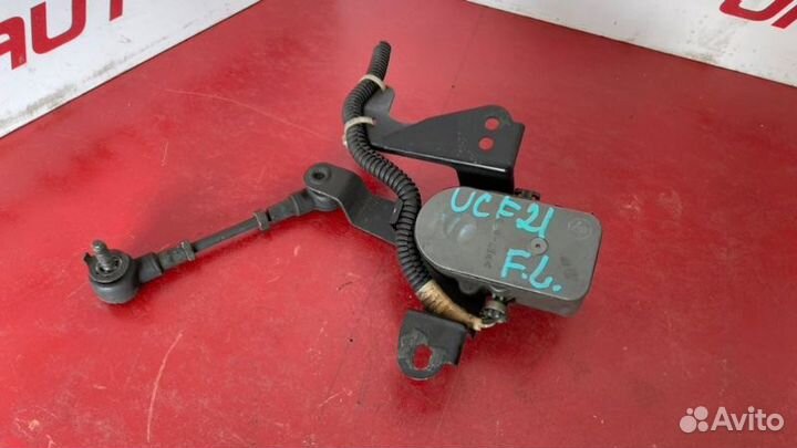 Датчик уровня просвета левый Toyota Celsior UCF21