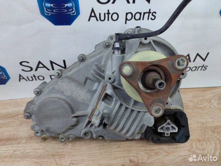 Раздаточная коробка Bmw X5 E70 N52B30AF 2009