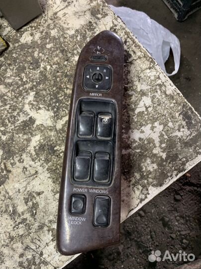 Блок стеклоподьемников Mitsubishi Diamante