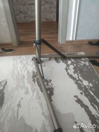 Стойка телескопическая для ремонта велосипедов