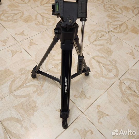 Штатив для фотоаппарата профессиональный