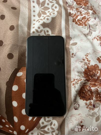 iPhone X, 128 ГБ