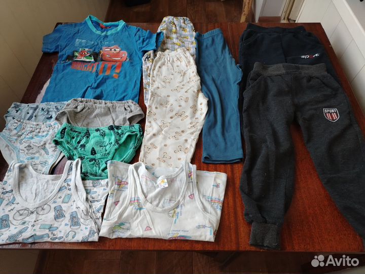 Отдам бесплатно. Вещи на мальчика, от 2 до 4 лет