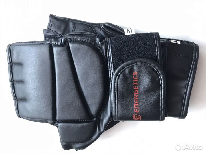 Перчатки для единоборств mma