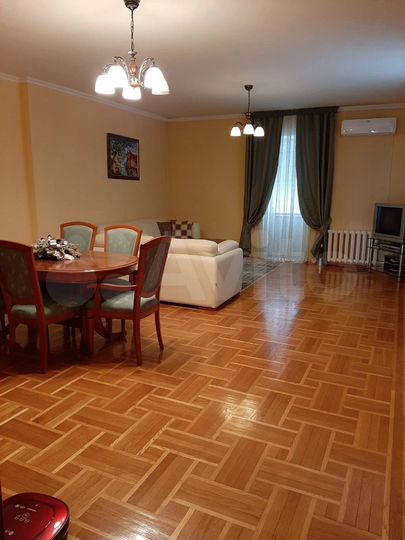 4-к. квартира, 160 м², 9/10 эт.