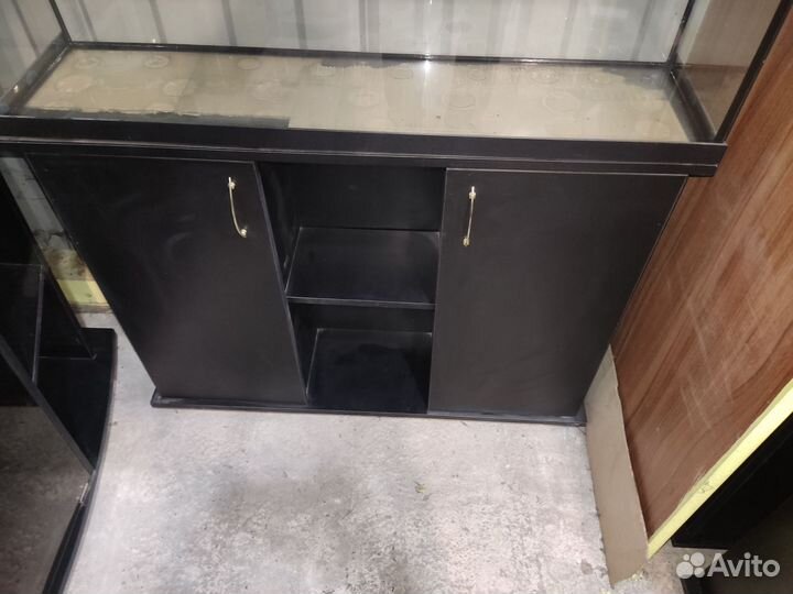 Аквариум125 л. С декоративной крышкой и тумбой