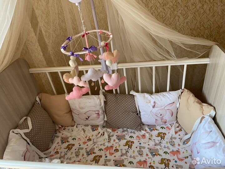 Детская кроватка с маятником, бортики, балдахин