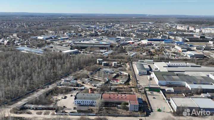 Здание для размещение бизнеса, 1958.3 м²