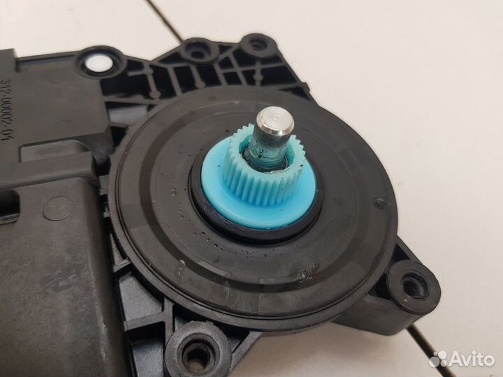 Моторчик стеклоподъемника передний правый