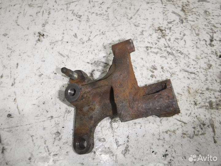 Кронштейн двигателя Nissan Almera N16