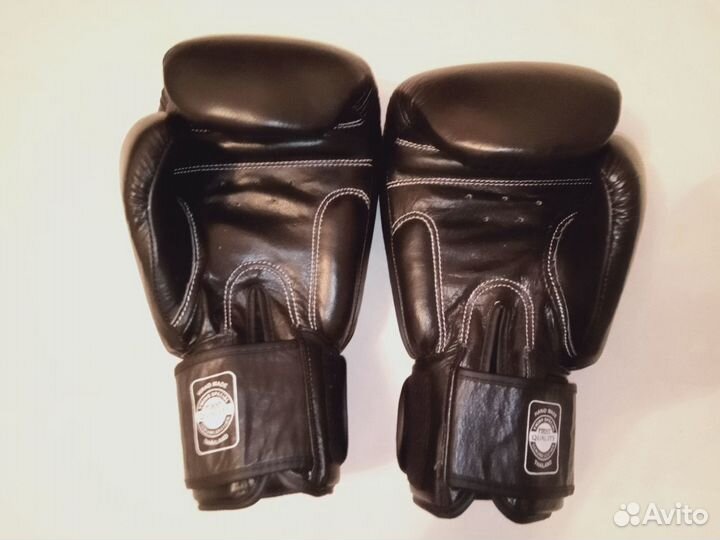 Перчатки боксёрские