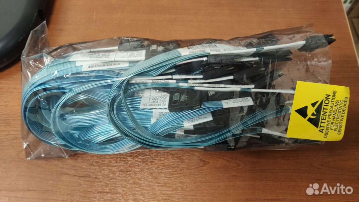 Кабель HPe miniSAS SFF-8087 SFF-8087