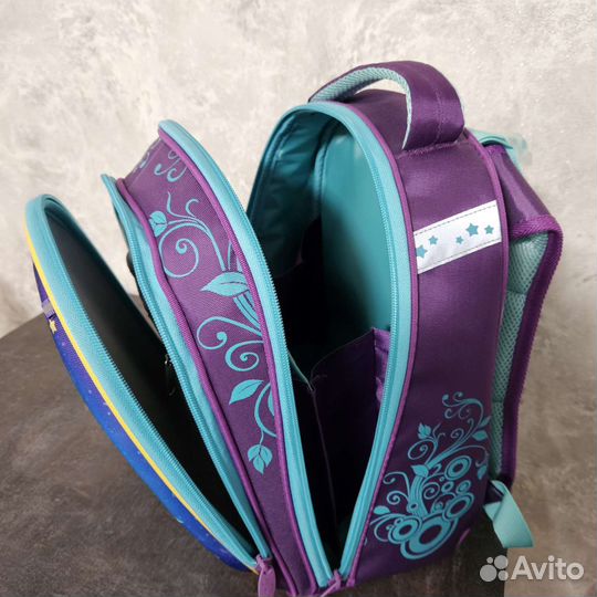 Рюкзак школьный для девочки новый