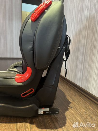 Автомобильное кресло Bony fix babyton