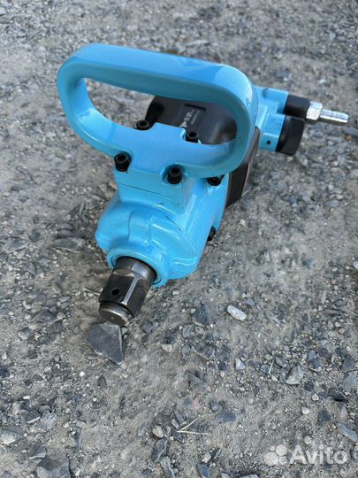 Гайковерт пневматический