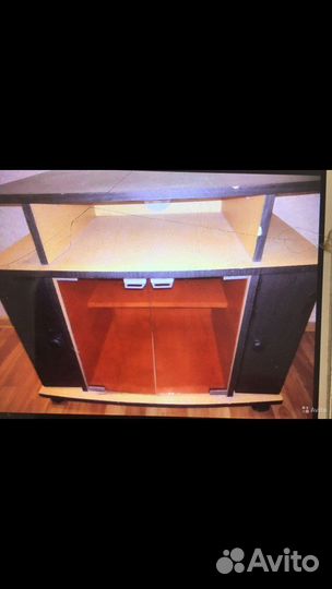 Тумба под телевизор