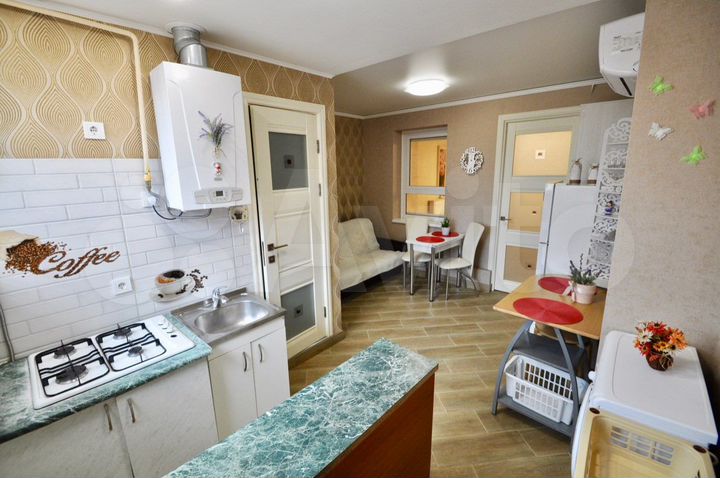 1-к. квартира, 40 м², 1/2 эт.