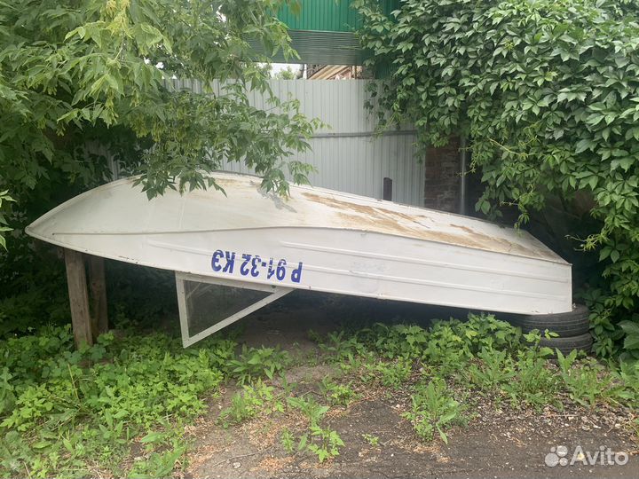 Моторная лодка Днепр