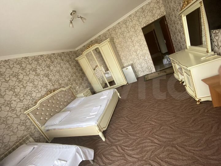 Комната 30 м² в 5-к., 2/3 эт.