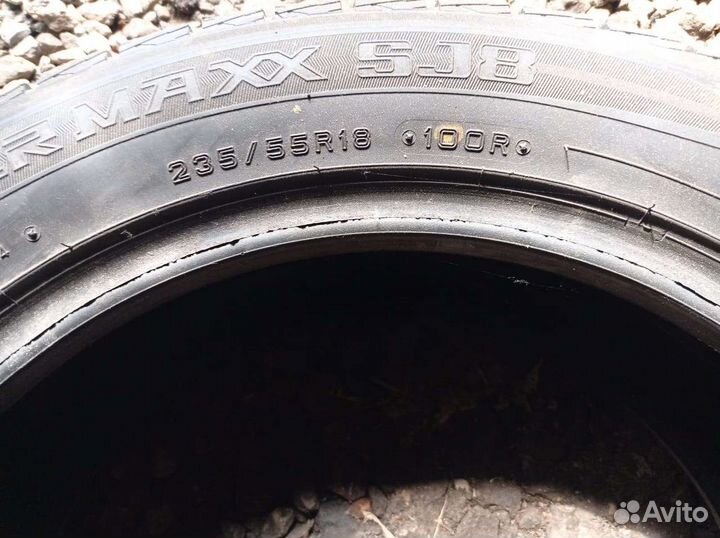 Dunlop Winter Maxx SJ8 235/55 R18
