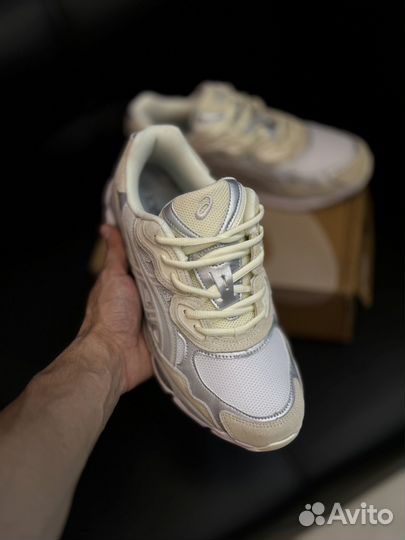 Кроссовки Asics