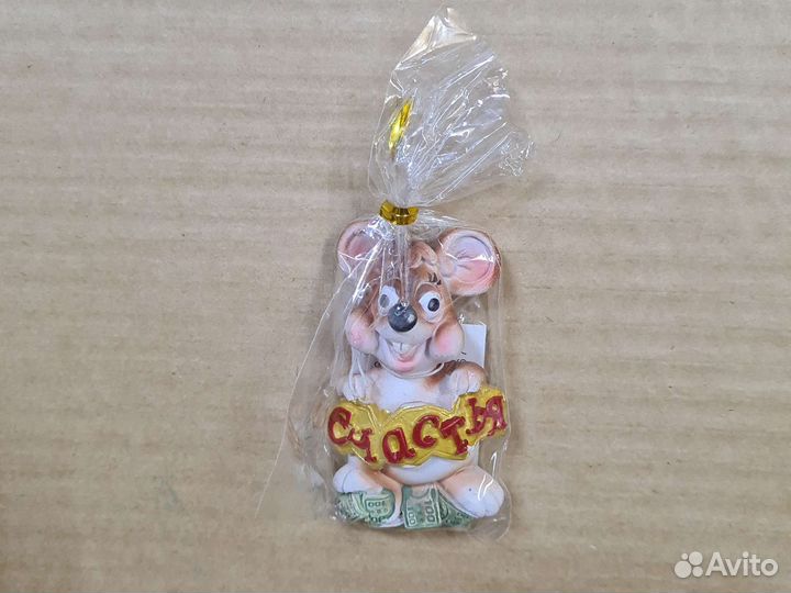 Магнитик сувенирный Крыса