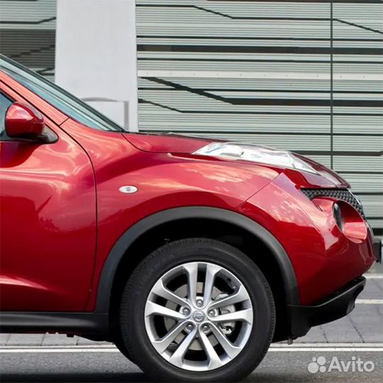Крыло переднее правое в цвет Nissan Juke 1
