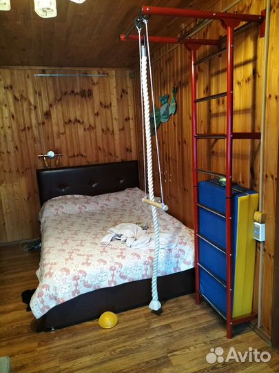 Шведская стенка с турником