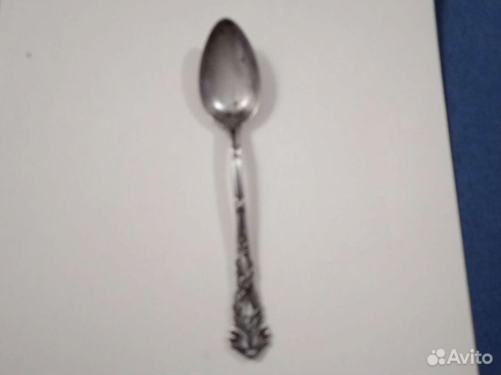 Серебряная кофейная ложка