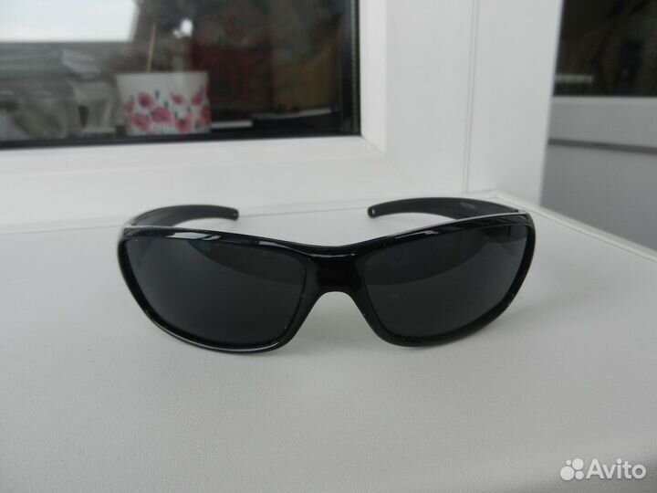 Очки солнцезащитные детские