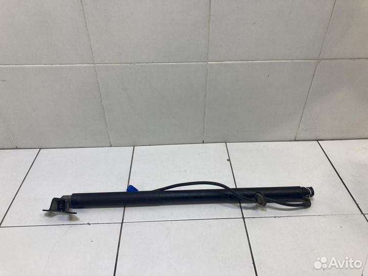 Амортизатор двери багажника Mercedes-Benz M-Class