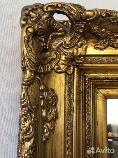 Зеркало, Италия