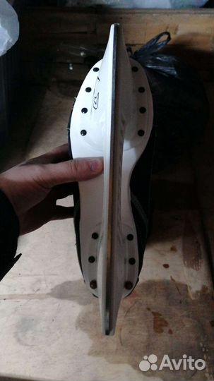 Коньки хоккейные senator