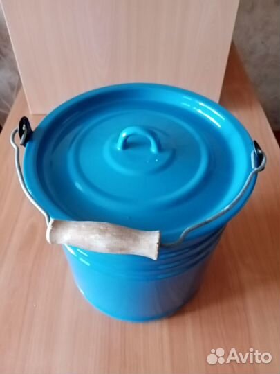 Ведро эмалиророванное с крышкой СССР