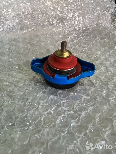 Пробка радиатора с датчиком температуры