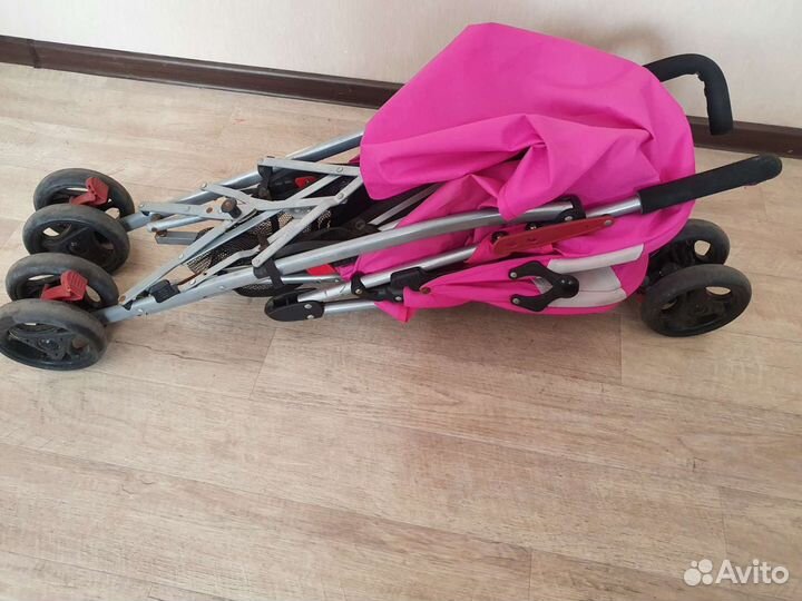 Коляска прогулочная