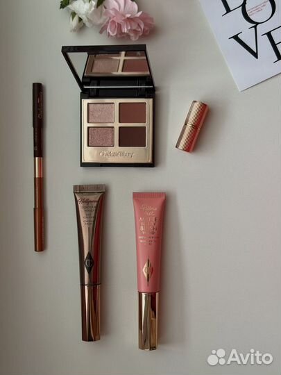 Тени Charlotte Tilbury Pillow Talk dreams