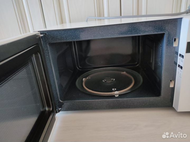 Микроволновая печь