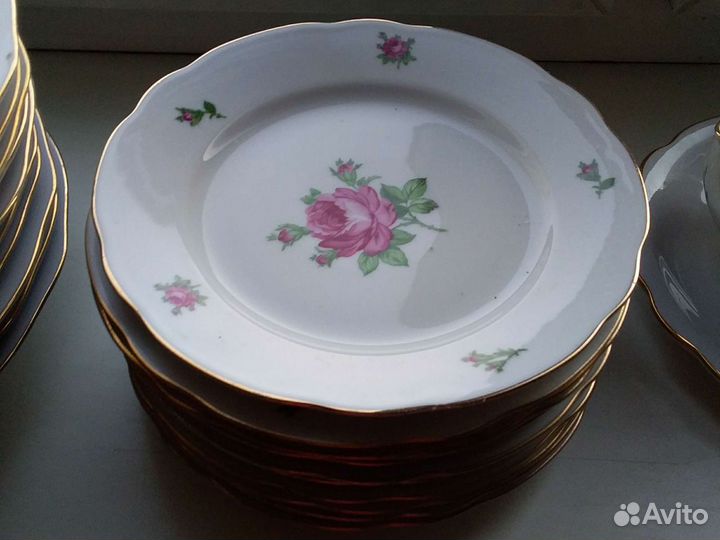 Тарелки, блюда большие, селедочницы