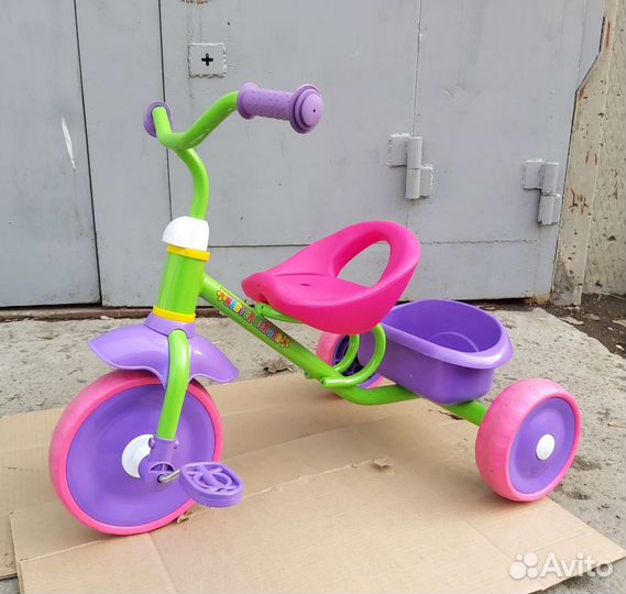 Трехколесный велосипед