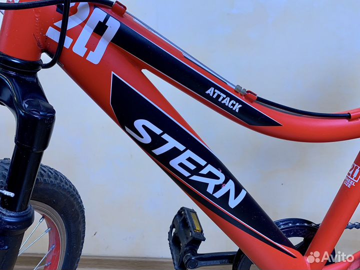 Велосипед Stern Attack 20 красный
